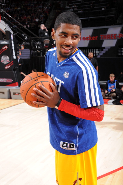 情绪对抗激烈的比赛背后的裁判智慧（赛场情绪风暴中的裁判智慧）