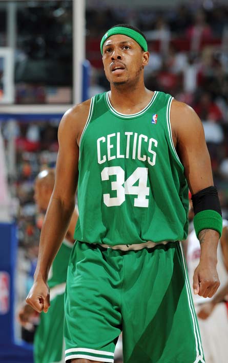 弗里克：重返诺坎普十分欣喜；梅西是过去十年多最杰出的球员（弗里克：重回诺坎普心情大好；梅西堪称近十多年最出色的球员）