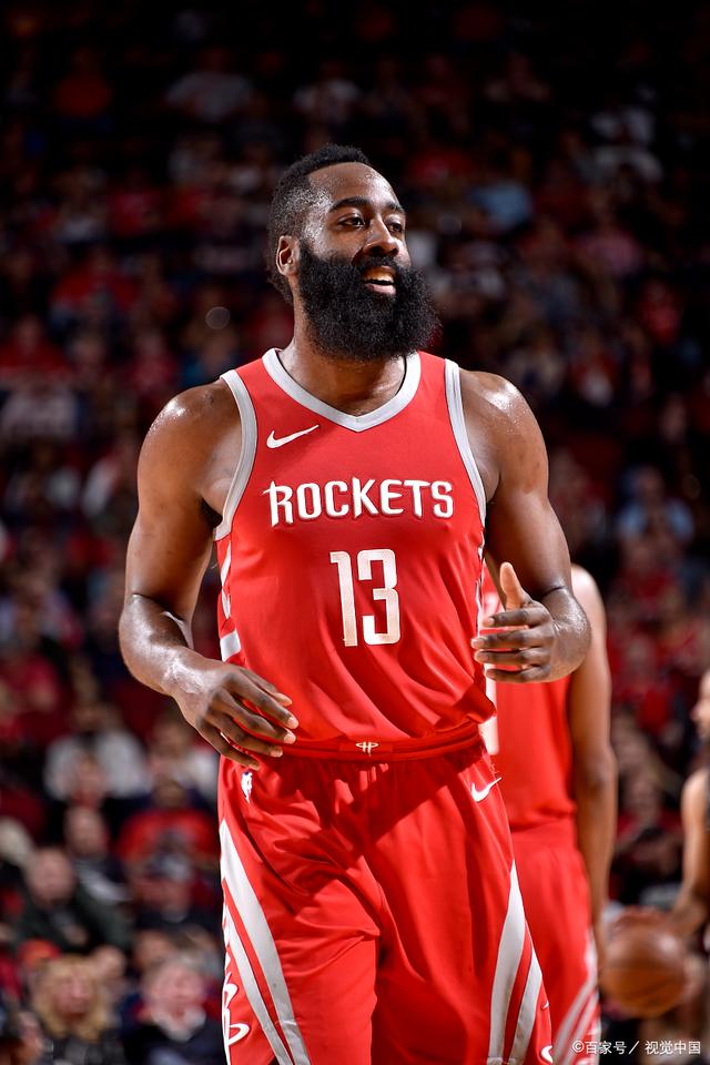 开场29分钟3球，姆巴佩完成欧冠历史第三早的帽子戏法（姆巴佩29分钟戴帽，欧冠史上第三快）