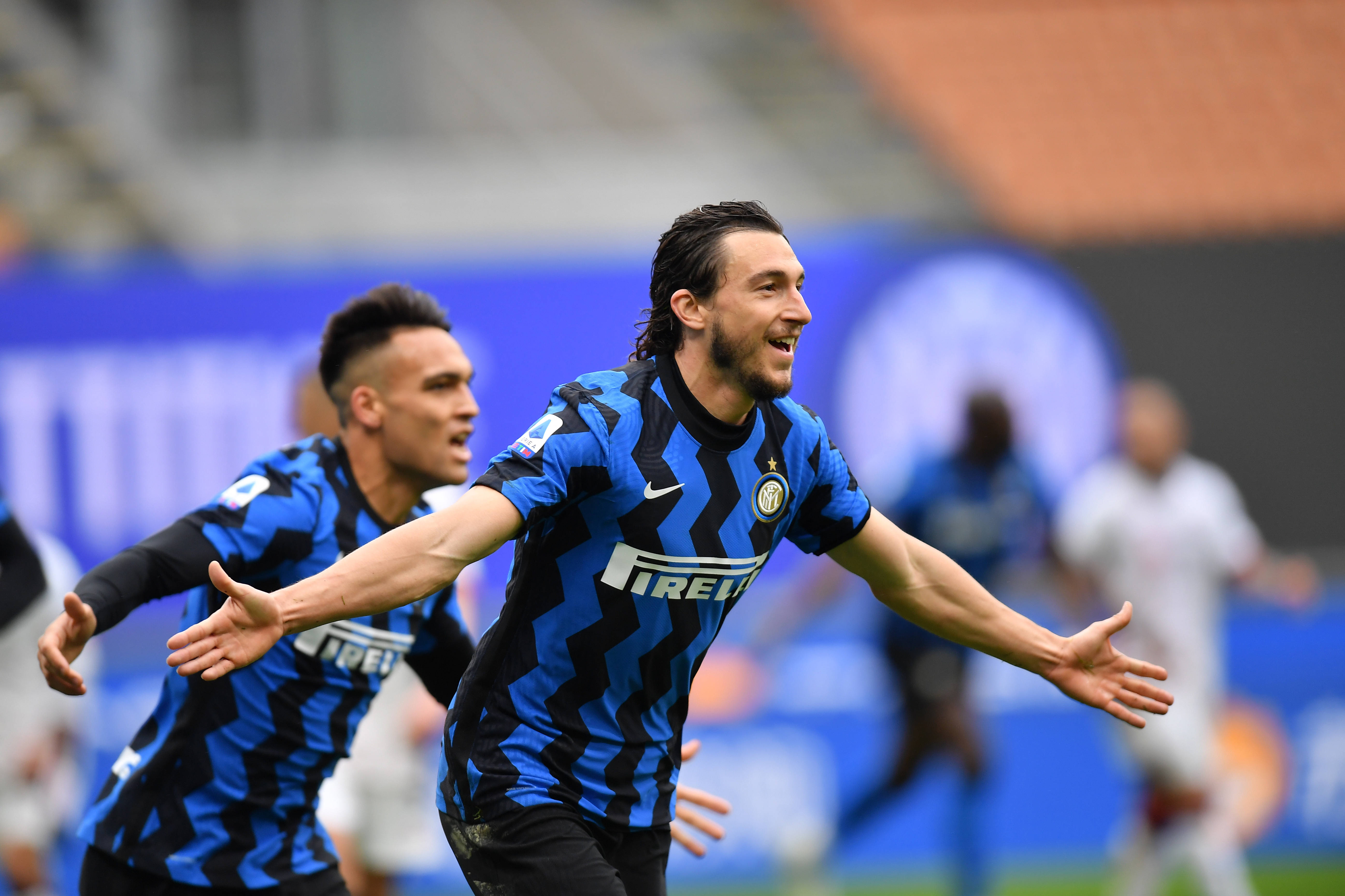 随着奥萨苏纳2-0,西甲最新积分榜出炉：多支老牌劲旅沉沦令人唏嘘（奥萨苏纳2-0告捷，西甲最新积分榜出炉：多支传统豪门低迷令人唏嘘）