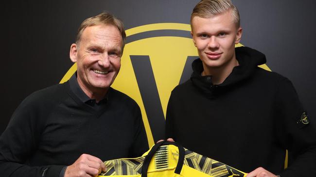 全市场：尤文有意签下弗拉泰西，也将尝试与弗拉霍维奇续约（全市场称：尤文有意引进弗拉泰西，并将推进与弗拉霍维奇的续约谈判）