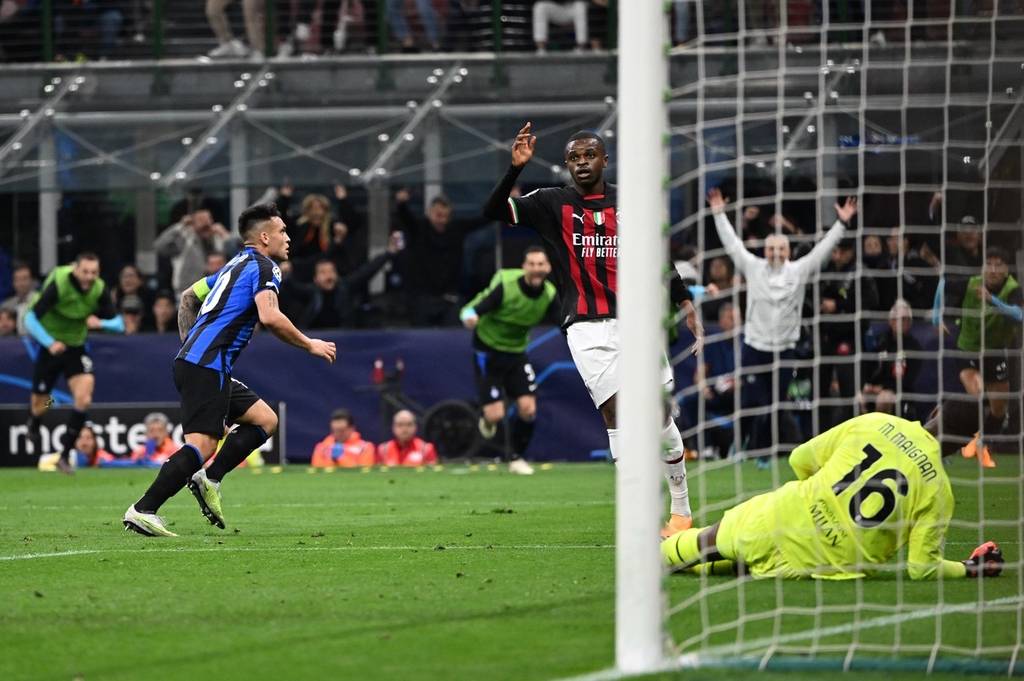 巴特：曾建议曼联签下克罗斯和博格巴，但是高层只选择了后者（巴特：曾提议曼联同时引进克罗斯与博格巴，高层最终仅选择博格巴）