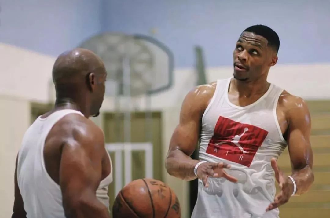 继沧州、广州解散后，中超又现大雷！欠税上亿，这3支球队存亡一线（沧州、广州解散余波未平，中超再起风暴：上亿税款未缴，三队命悬一线）