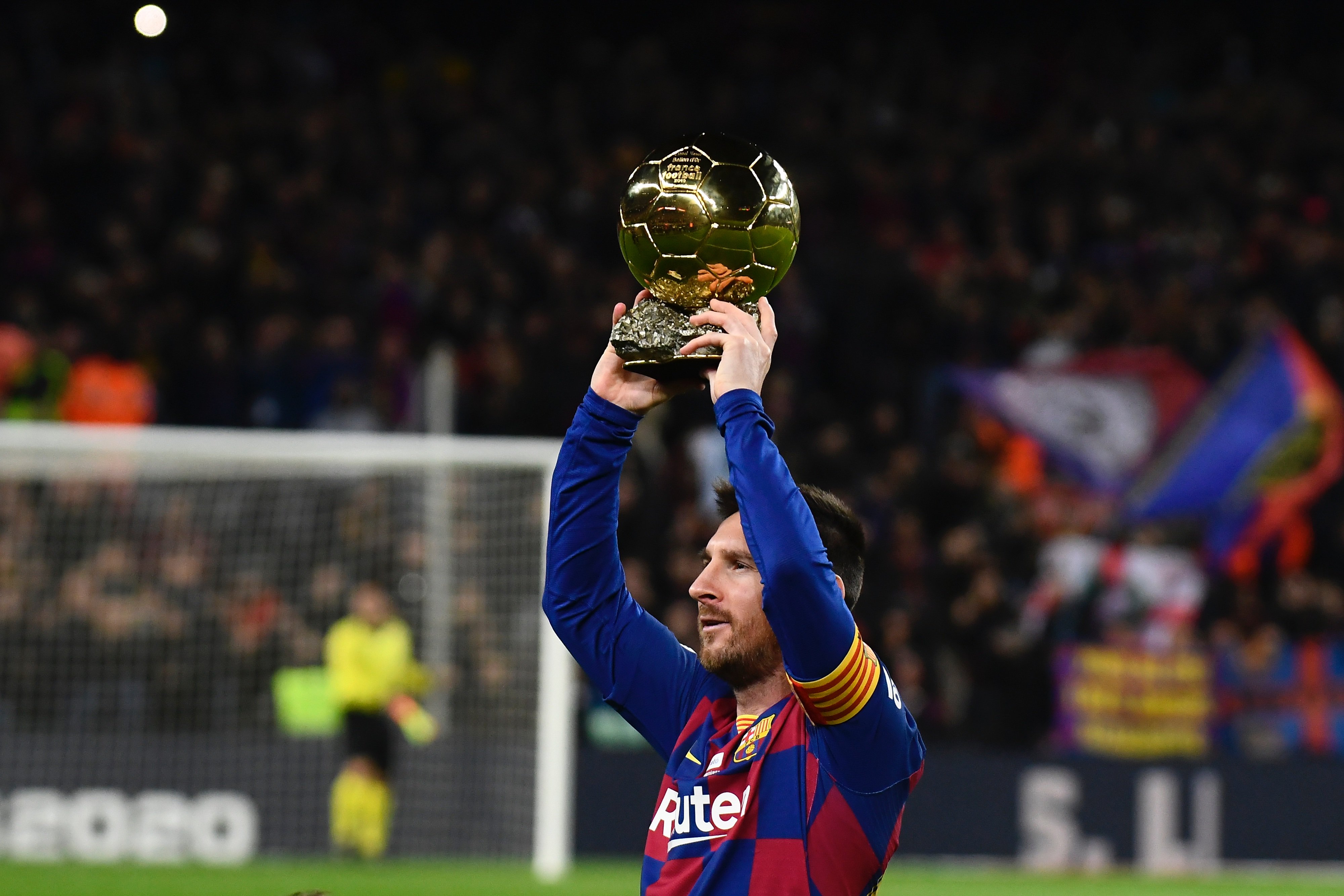 阿迪将发布多款国家队复刻球衣：德国致敬7-1，阿根廷梦回2006（阿迪即将推出多款国家队复刻球衣：德国致敬7-1之夜，阿根廷重温2006）