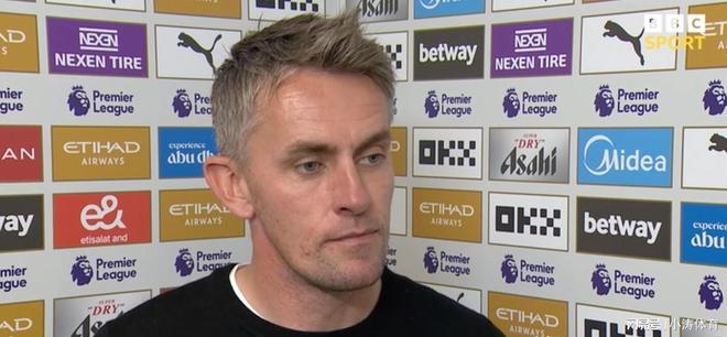 记者：皇马将在今日训练后共进圣诞午餐（据记者报道，皇马将于今日训练结束后举行圣诞午餐）