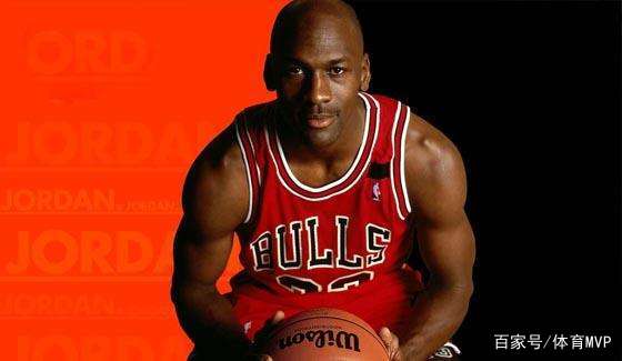 德转统计五大联赛最年长戴帽前10：莱万第8，C罗两度上榜（德转盘点五大联赛最年长上演帽子戏法TOP10：莱万第8，C罗两次上榜）