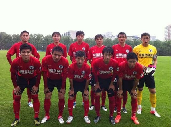 2025／26赛季英超：赛程密集应对策略！切尔西将进行阵容轮换（英超2025／26赛季赛程紧凑，切尔西将启用阵容轮换方案）