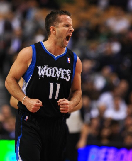 意天空：埃尔莫索伤愈复出，预计将在罗马对阵那不勒斯时首发（意天空：埃尔莫索痊愈回归，罗马战那不勒斯有望首发）