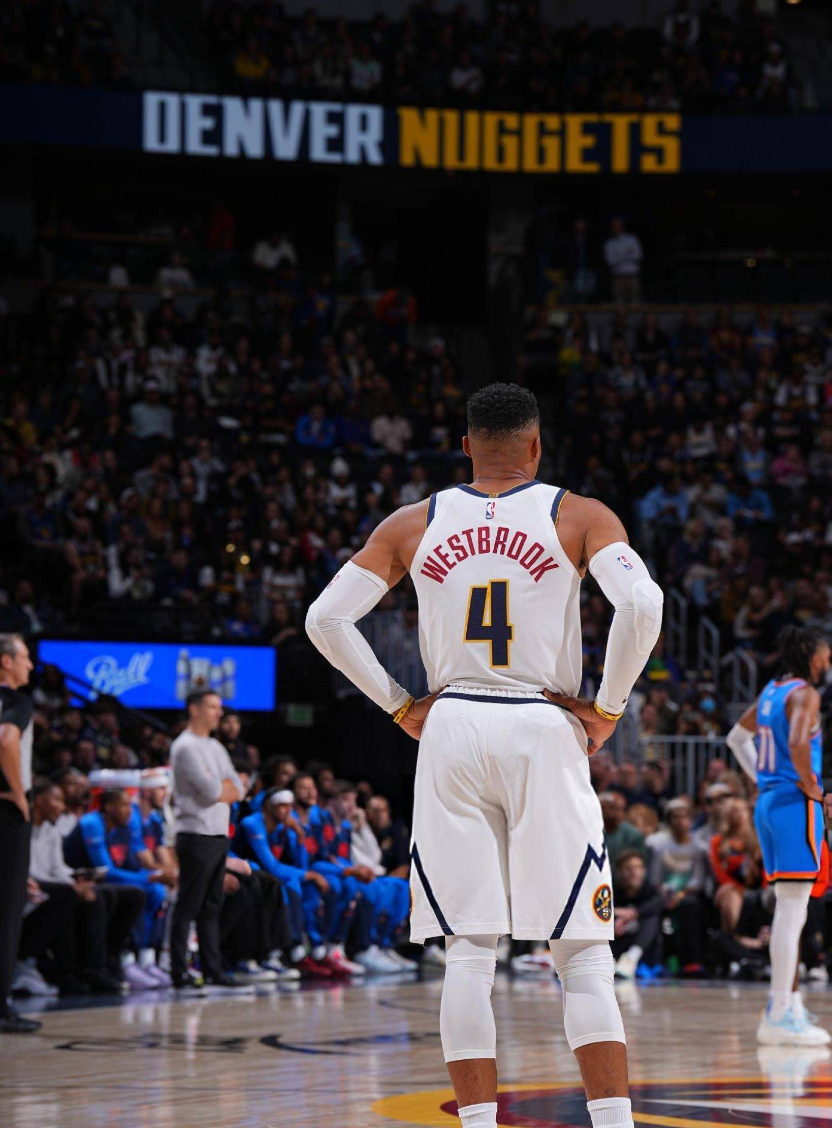 世体：巴萨与格伊谈判降温 双方经济条件差距较大（世界体育报：巴萨与格伊谈判遇冷，双方在薪资待遇上分歧明显）