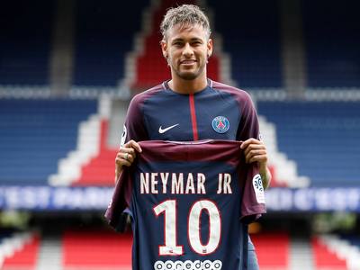 阿森纳欧冠五连胜力克拜仁慕尼黑（阿森纳欧冠豪取五连胜力擒拜仁慕尼黑）