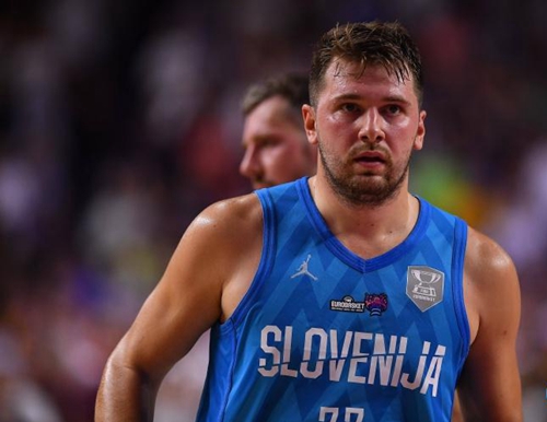 意天空：邓弗里斯和达米安都会力争在对阵马竞时复出（意天空：达米安与邓弗里斯均争取在战马竞时复出）