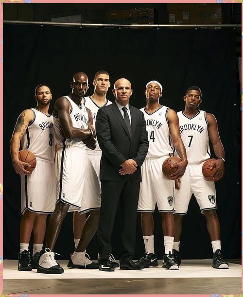 皇马欧冠战曼城成阿隆索最后机会，高层已启动齐达内克洛普接任计划（皇马欧冠对阵曼城或为阿隆索最后窗口，高层已启动齐达内、克洛普接任方案）