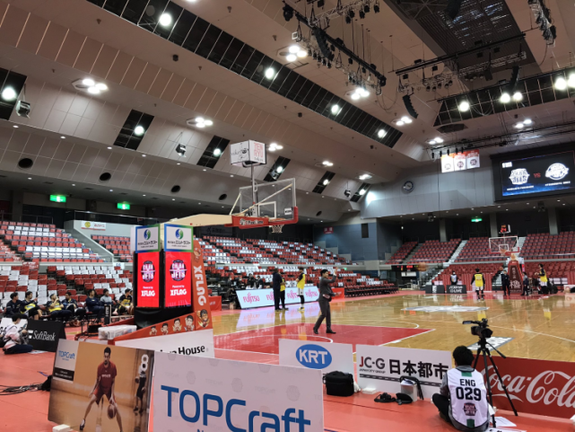 意媒：国米正在关注法兰克福的二号门将考阿-桑托斯（据意媒报道，国际米兰正在考察法兰克福替补门将考阿-桑托斯）