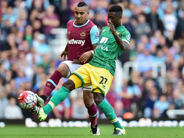 在上海旅游的奇塔迪尼重返海港俱乐部，拜访昔日教练和队友（游沪期间，奇塔迪尼回到海港俱乐部看望旧帅旧友）